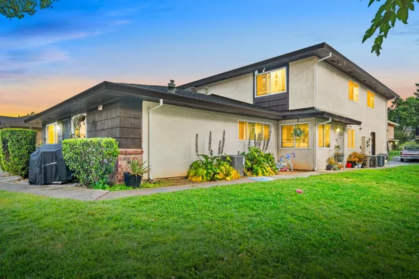 $225,000 | 3753 Sapphire Drive, Unit 3, Auburn, CA 95602