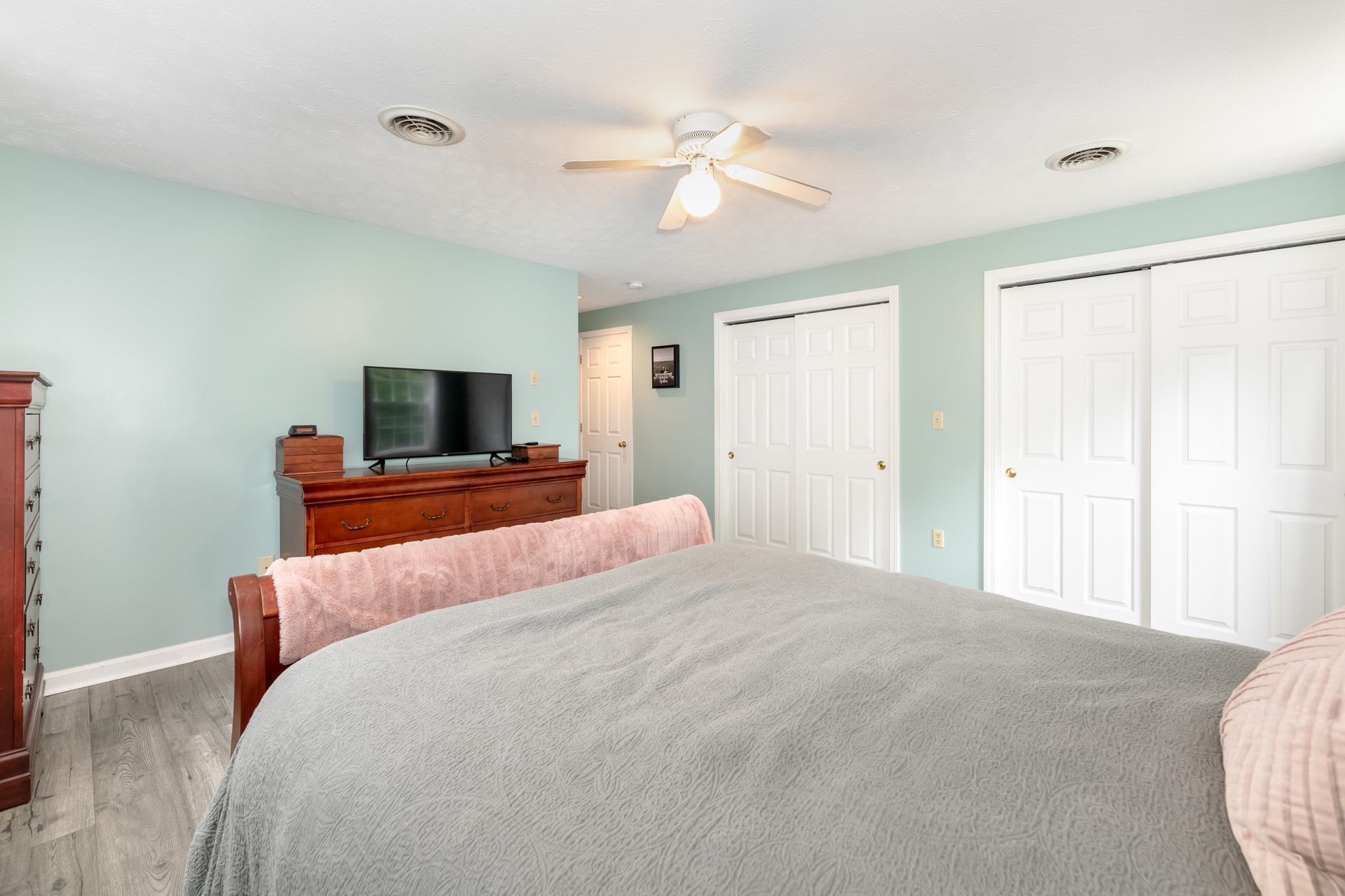 2761 Lake Shore Road, Unit 22 Gilford, NH 03249 - Photo 17 of 37 Gallery Image 17