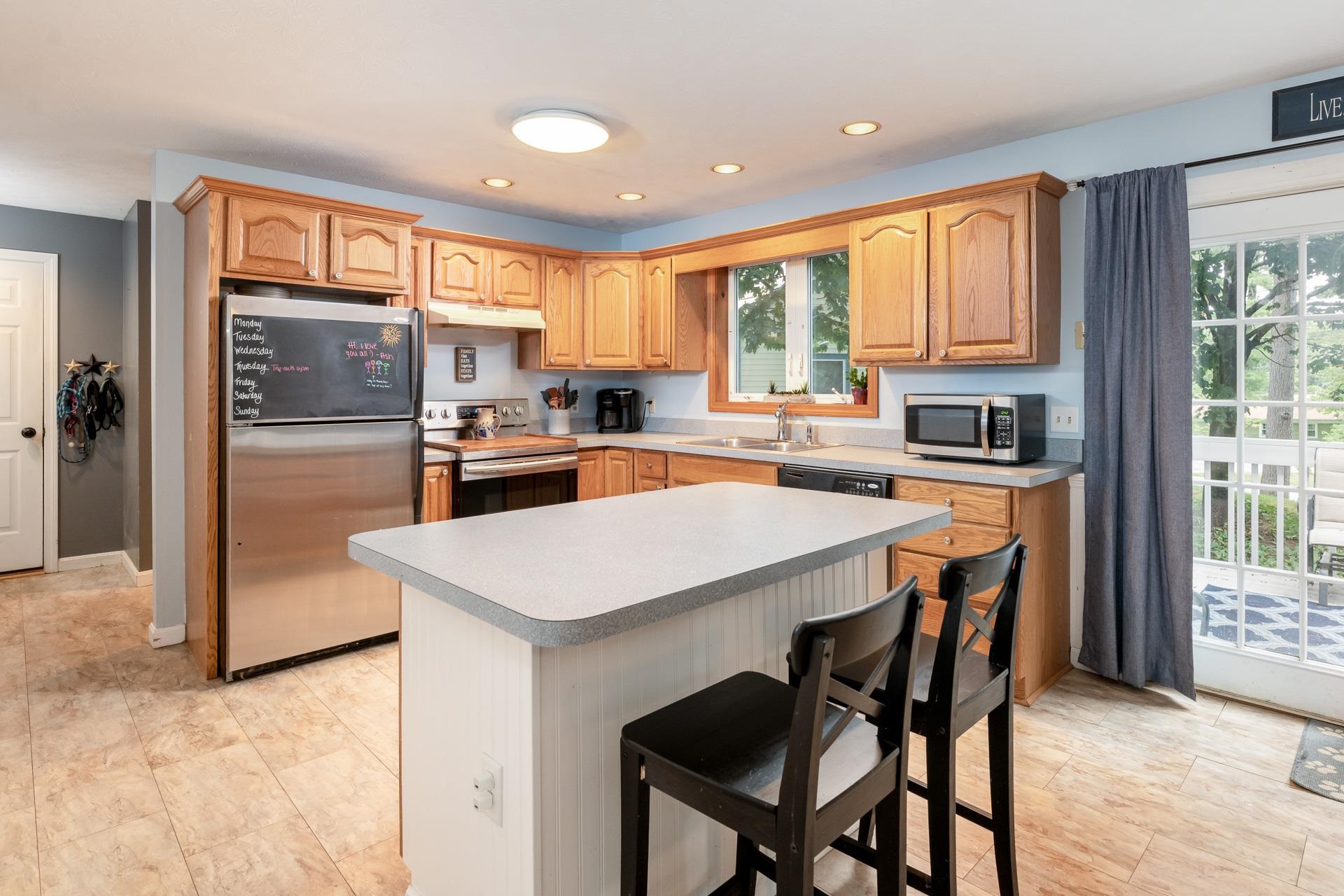 2761 Lake Shore Road, Unit 22 Gilford, NH 03249 - Photo 9 of 37 Gallery Image 9