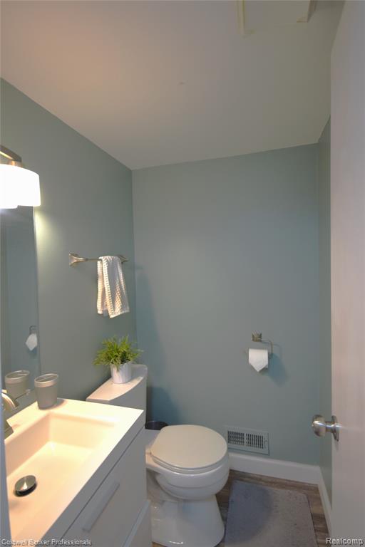 1141 Pine Ridge Court Rochester Hills, MI 48306 - Photo 20 of 31