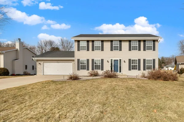 $489,900 | N7848 Maple Ridge Road, Oconomowoc, WI 53066