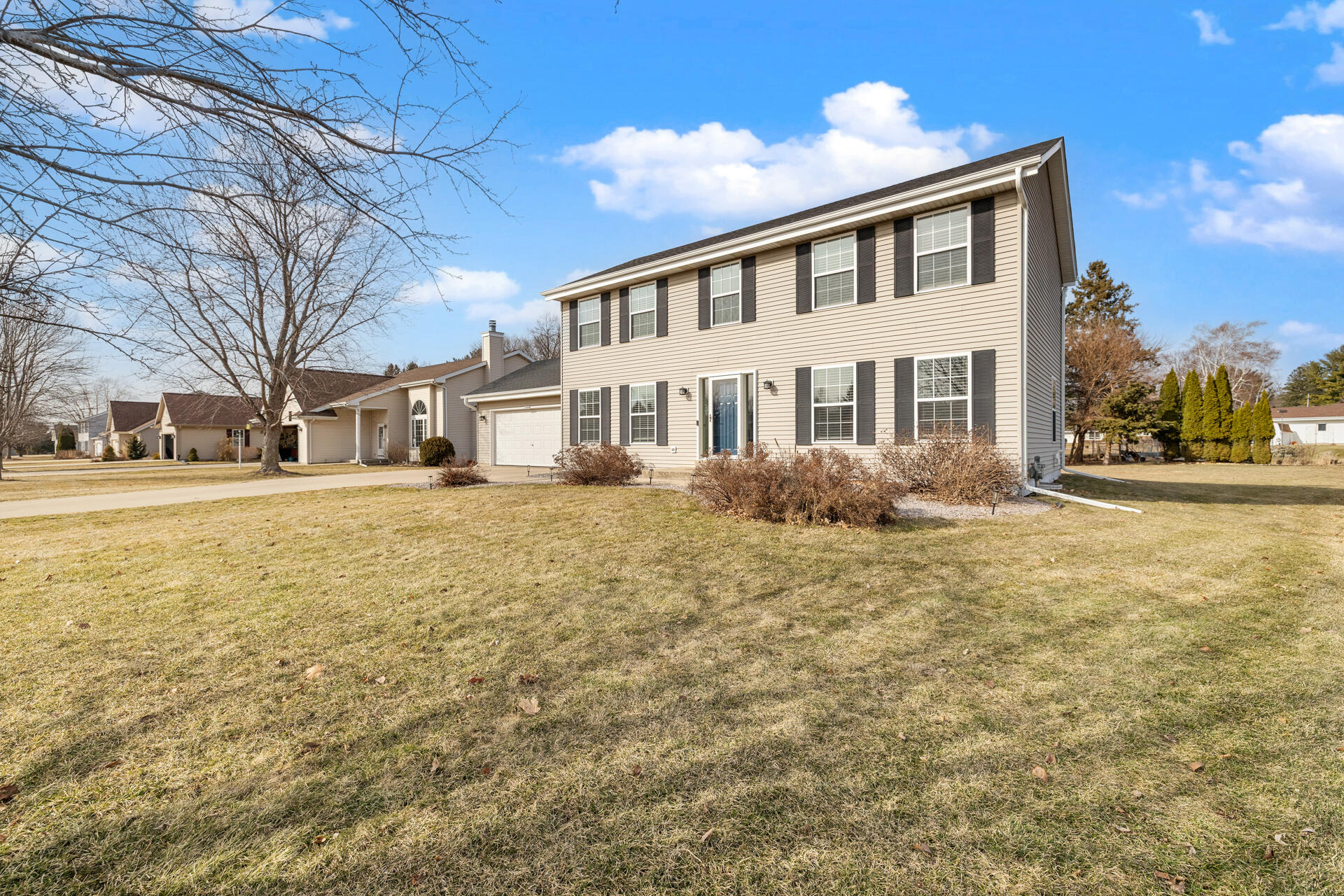 N7848 Maple Ridge Road Oconomowoc, WI 53066 - Photo 3 of 34 3-Exterior_N7848 Maple Ridge Rd