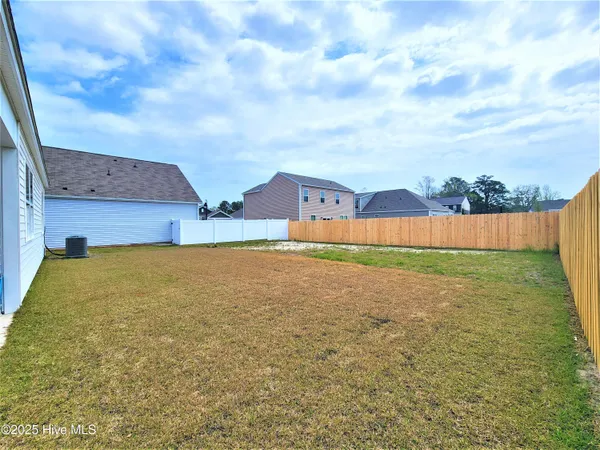 $2,200 | 9074 St George Road, Unit 21, Wilmington, NC 28411
