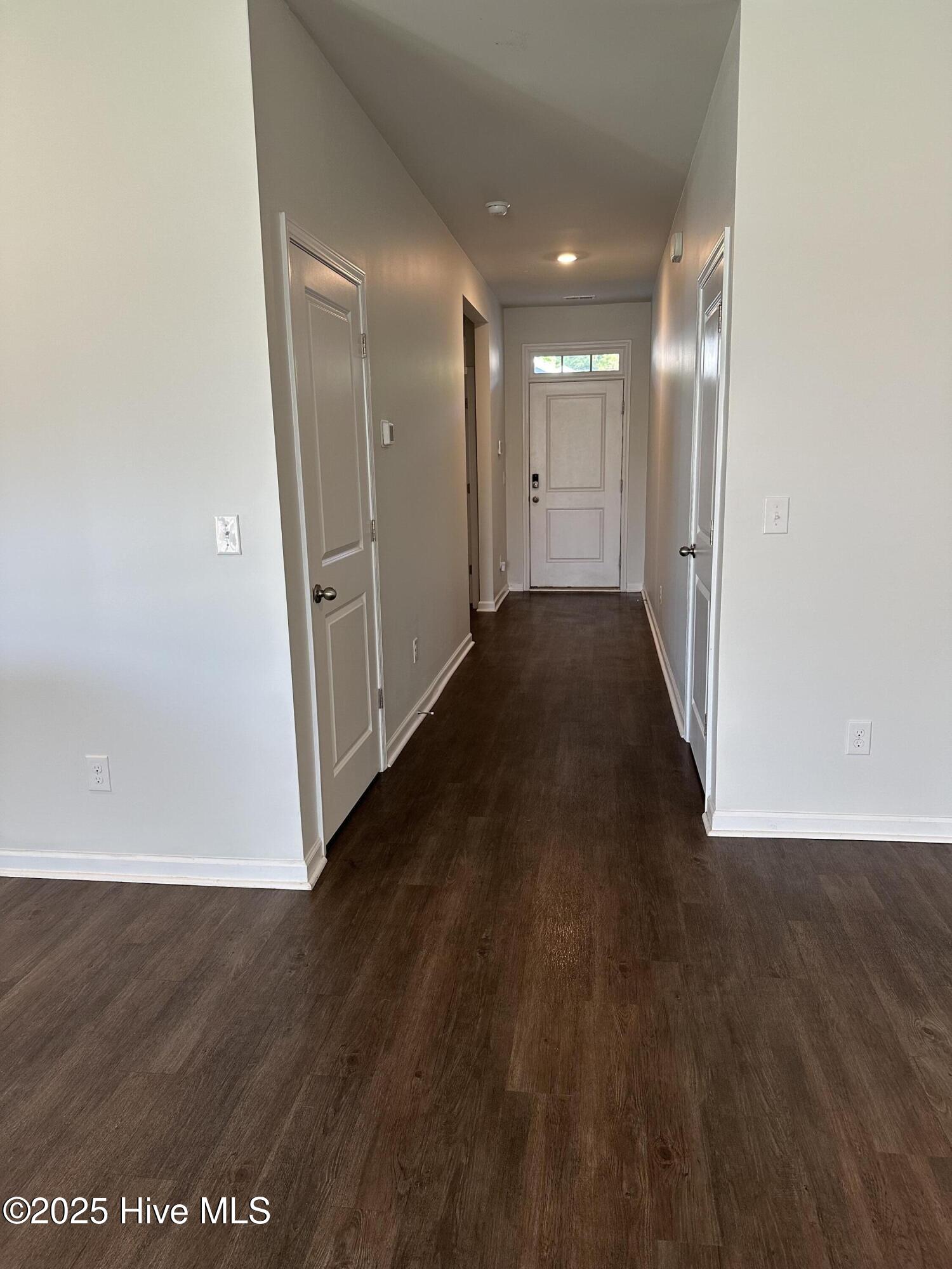 9074 St George Road, Unit 21 Wilmington, NC 28411 - Photo 2 of 12 Entryway.2