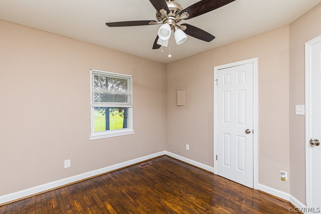 5215 Ruffin Road Prince George, VA 23875 - Photo 13 of 33 Gallery Image 13