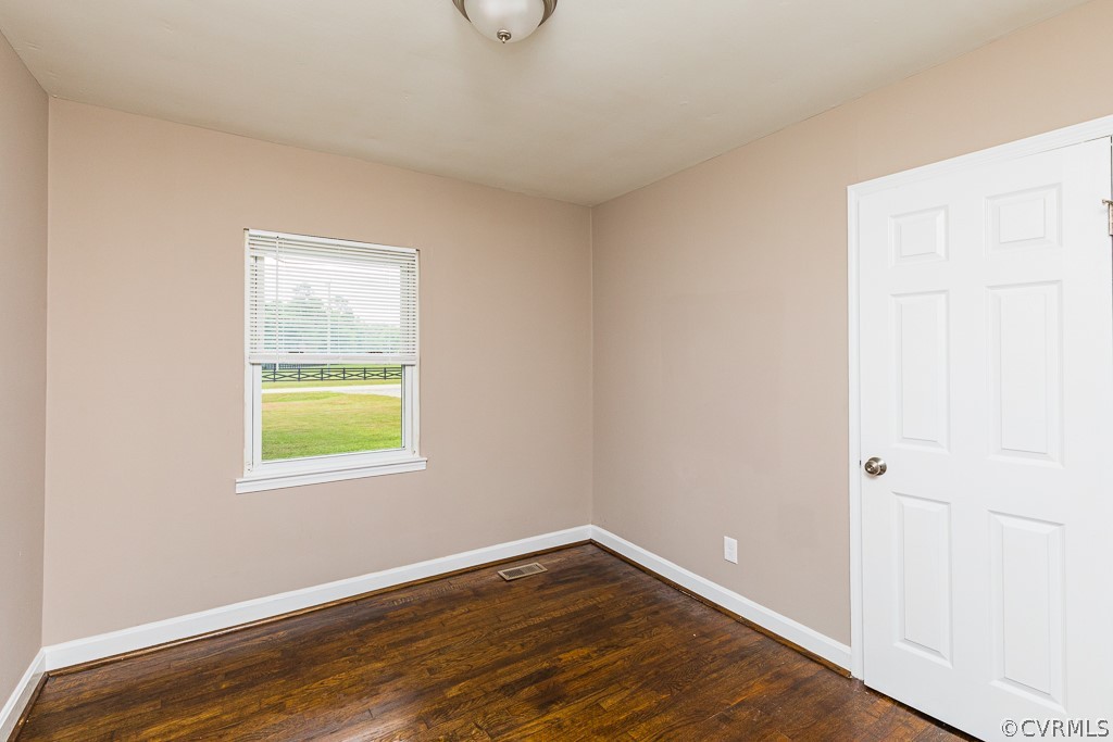 5215 Ruffin Road Prince George, VA 23875 - Photo 17 of 33 Gallery Image 17