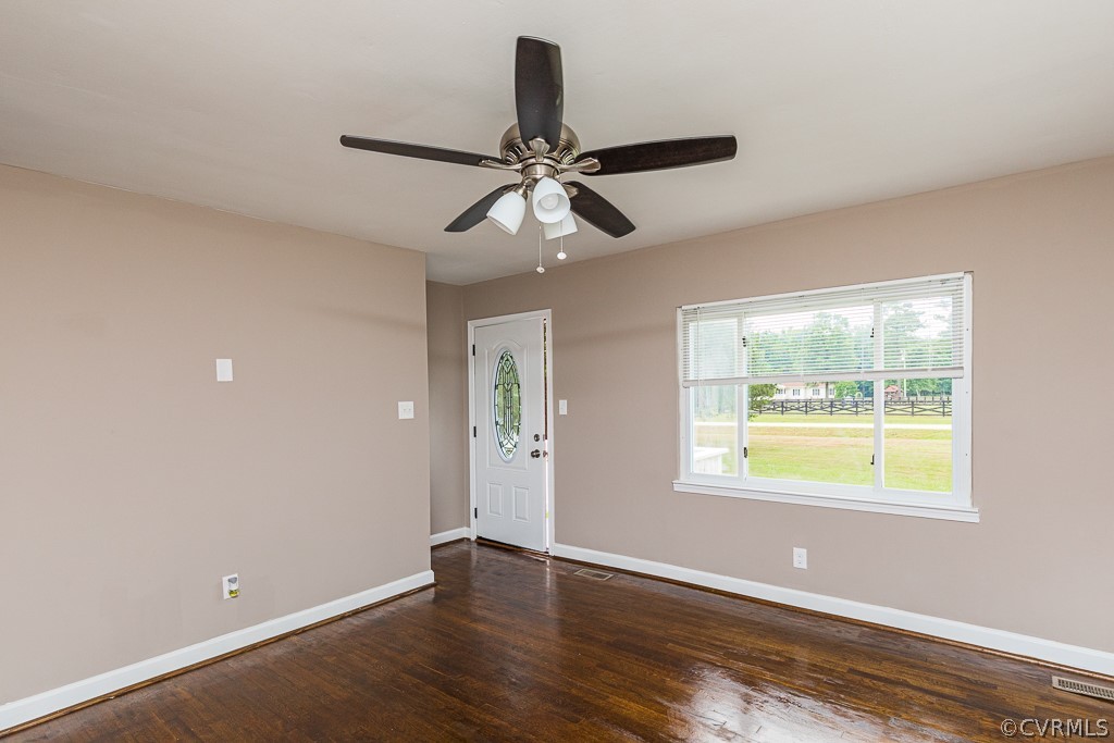 5215 Ruffin Road Prince George, VA 23875 - Photo 7 of 33 Gallery Image 7