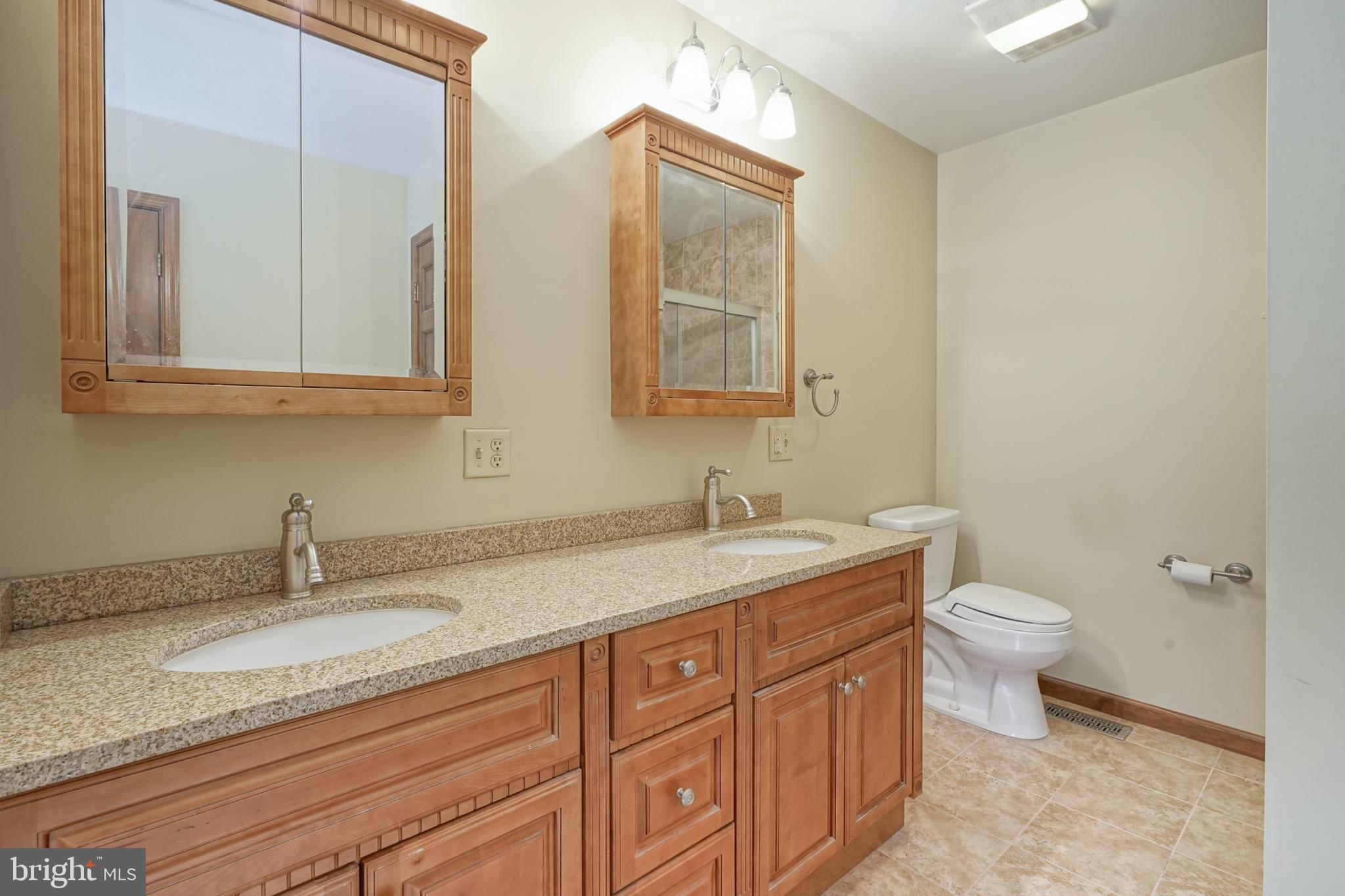36 Powell Place Road Tabernacle, NJ 08088 - Photo 20 of 36 Master Bath