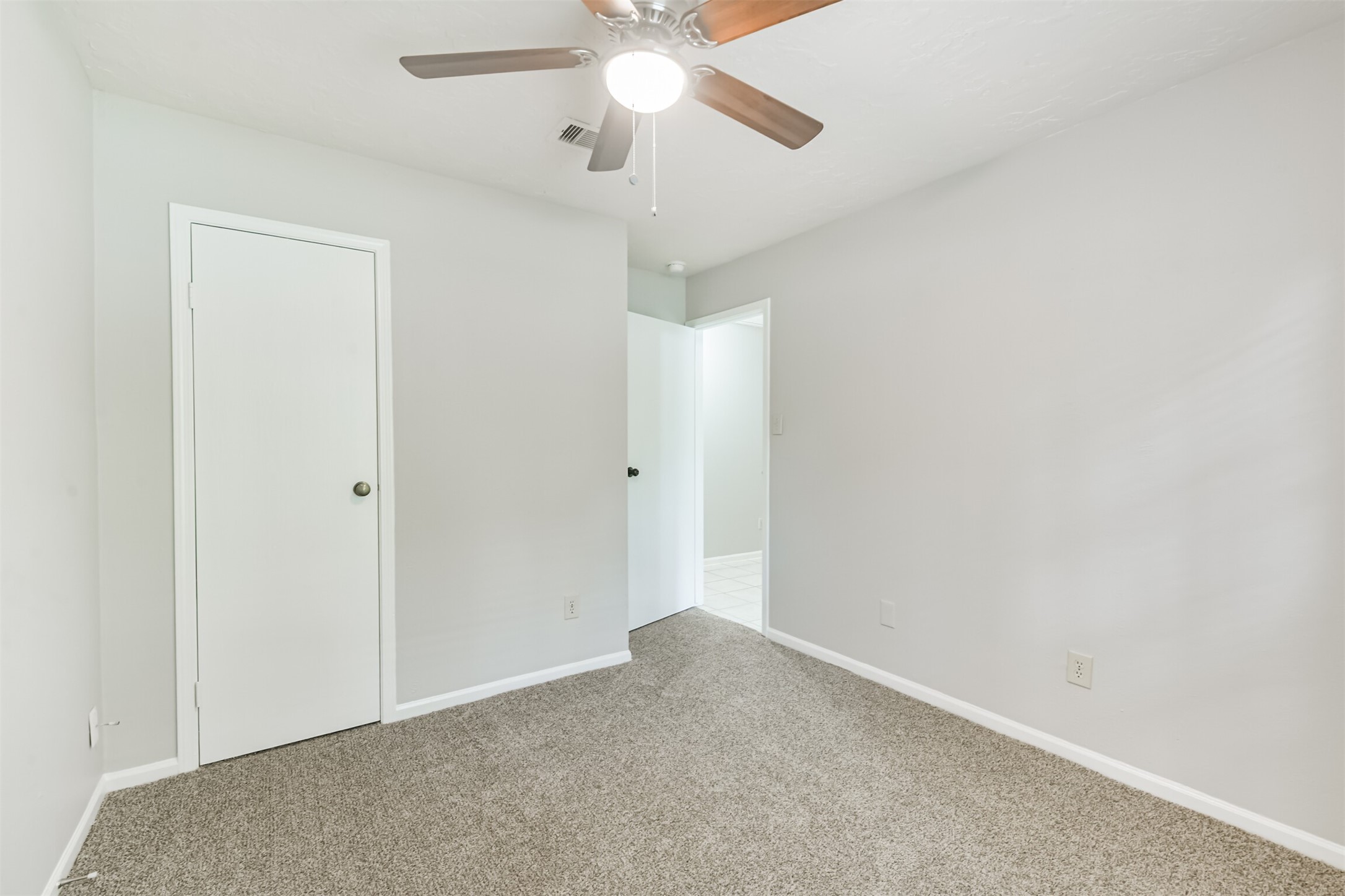 56 Fallshire Drive Spring, TX 77381 - Photo 21 of 30 Gallery Image 21