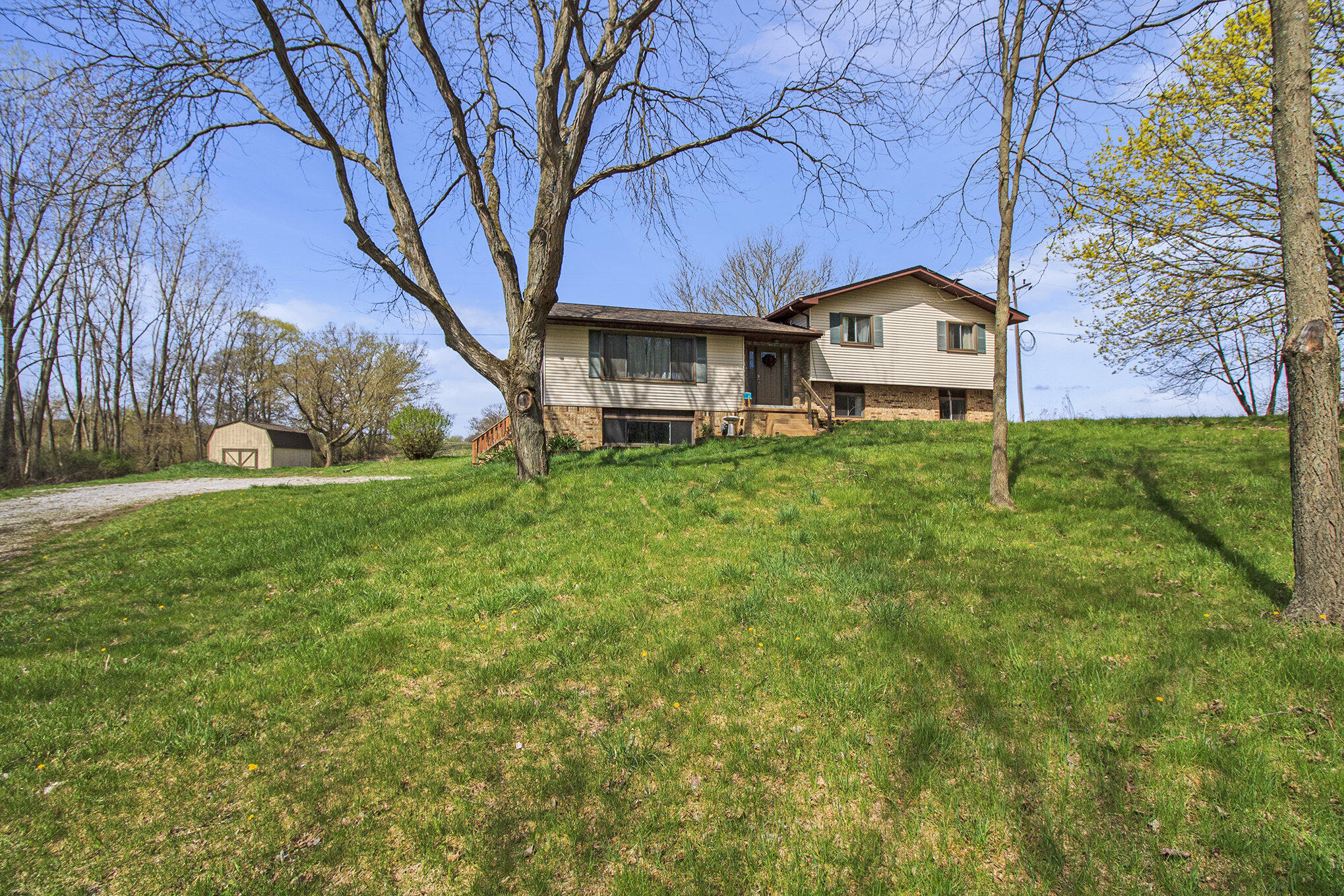 8535 Scully Road Whitmore Lake, MI 48189 - Photo 4 of 28 005_img_0582