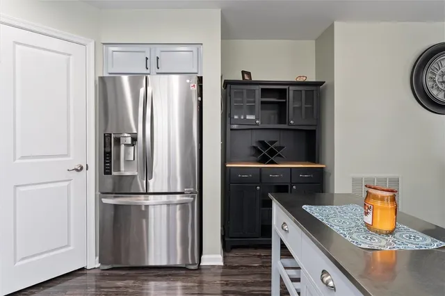 $419,900 | 203 Elmcrest Rise, Henrietta, NY 14586