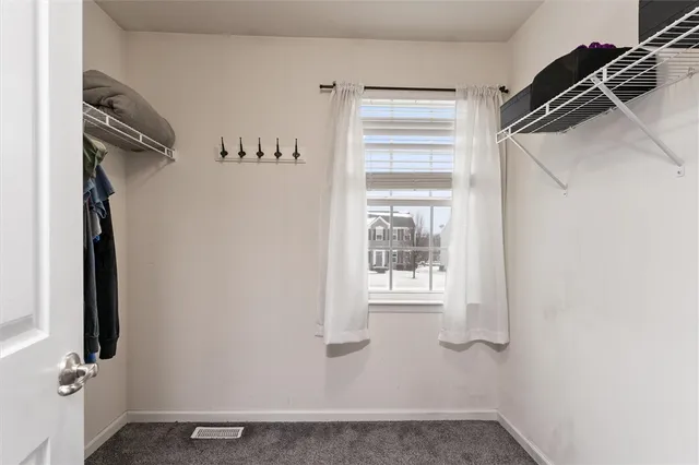 $419,900 | 203 Elmcrest Rise, Henrietta, NY 14586