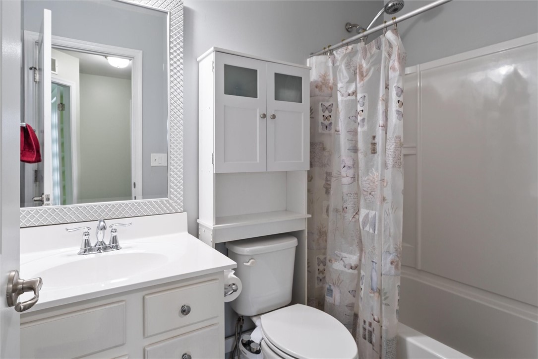 203 Elmcrest Rise Henrietta, NY 14586 - Photo 32 of 49