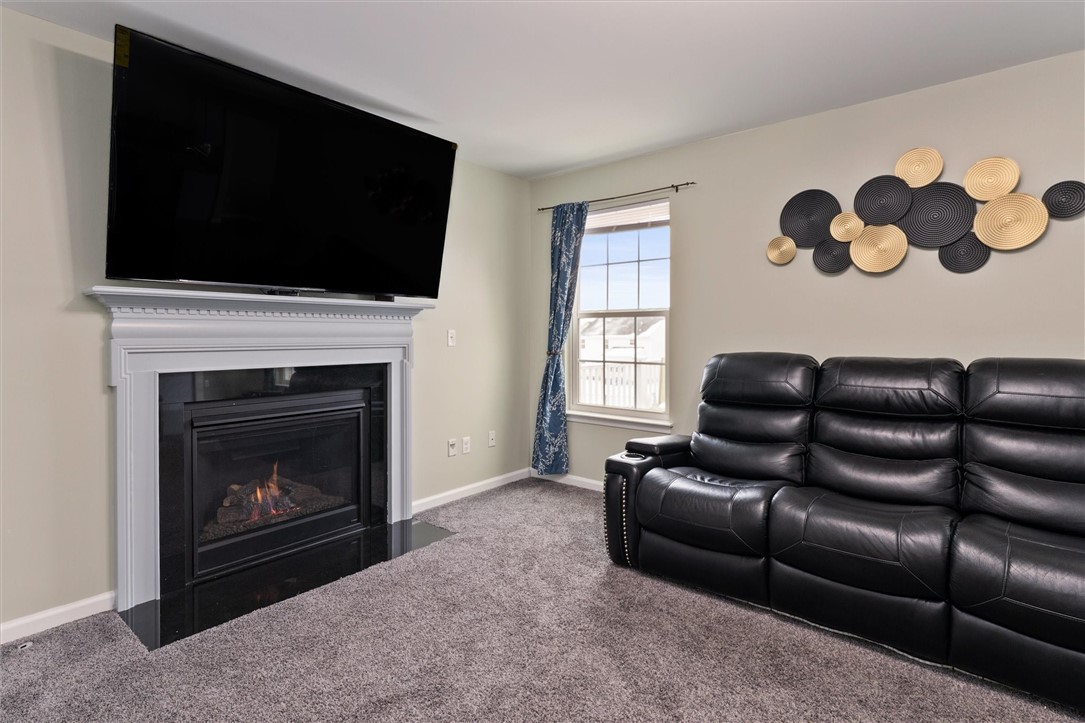 203 Elmcrest Rise Henrietta, NY 14586 - Photo 5 of 49