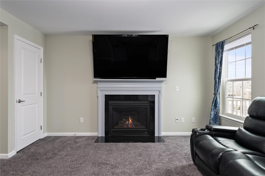 203 Elmcrest Rise Henrietta, NY 14586 - Photo 7 of 49