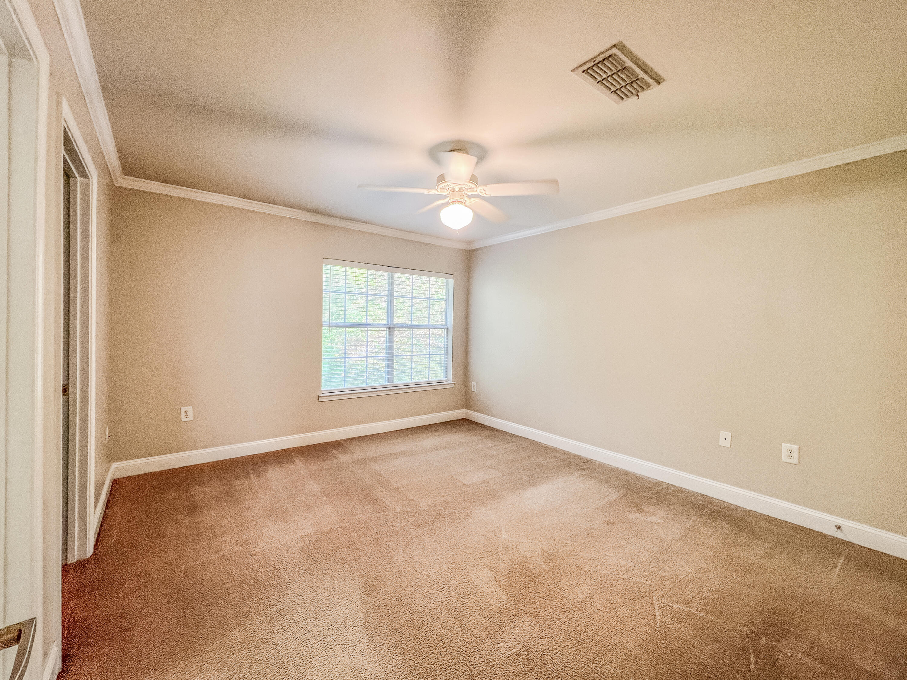 529 Wingspan Way Crestview, FL 32536 - Photo 13 of 24 IMG_0327