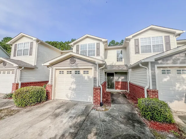 $1,350 | 529 Wingspan Way, Crestview, FL 32536