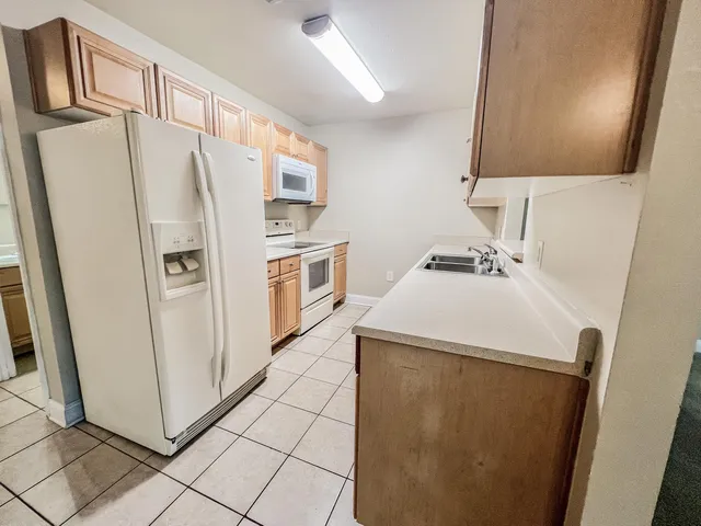 $1,350 | 529 Wingspan Way, Crestview, FL 32536