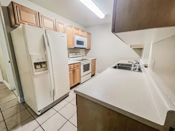 $1,350 | 529 Wingspan Way, Crestview, FL 32536