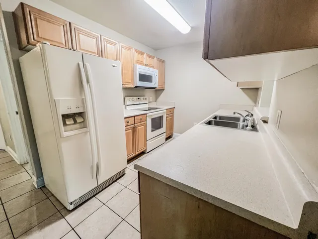 $1,350 | 529 Wingspan Way, Crestview, FL 32536