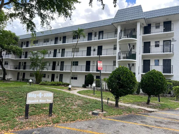 $1,699 | 3360 Spanish Moss Terrace, Unit 313, Lauderhill, FL 33319