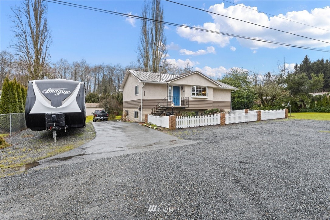 1406 234th Place Southeast Bothell, WA 98021 - Photo 2 of 31