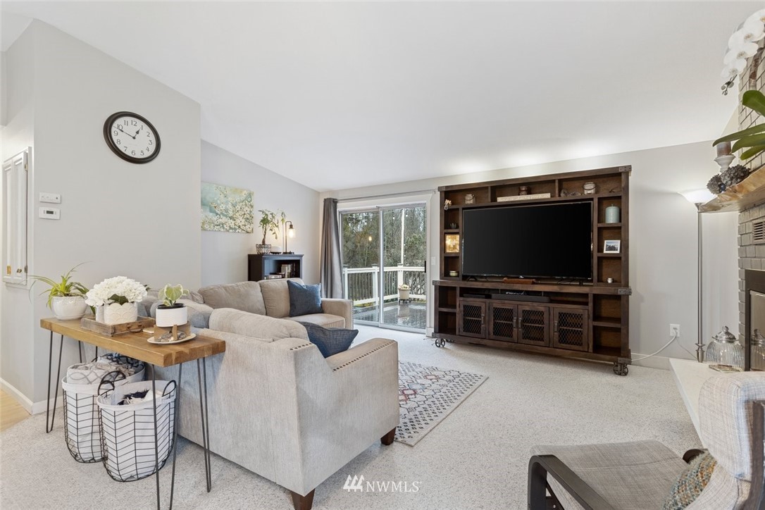1406 234th Place Southeast Bothell, WA 98021 - Photo 7 of 31