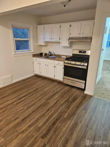 $2,300 | 33 Avenel Street, Avenel, NJ 07001