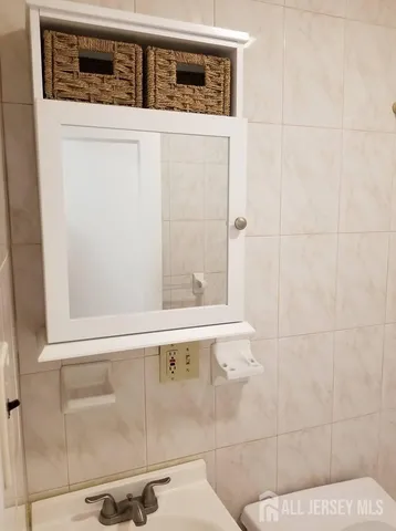 $2,300 | 33 Avenel Street, Avenel, NJ 07001