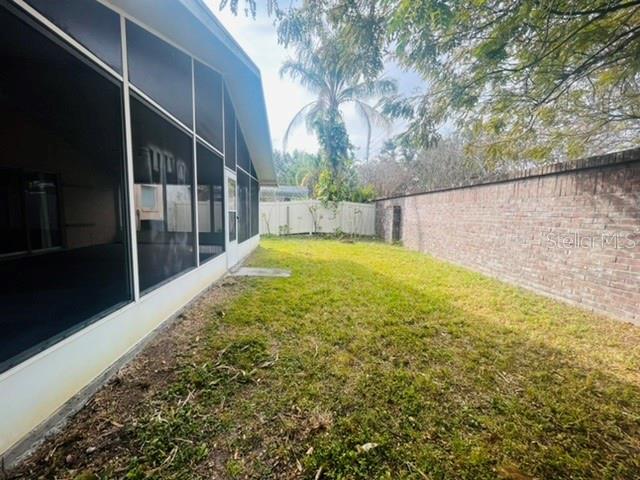 2861 Falling Tree Circle Orlando, FL 32837 - Photo 2 of 16