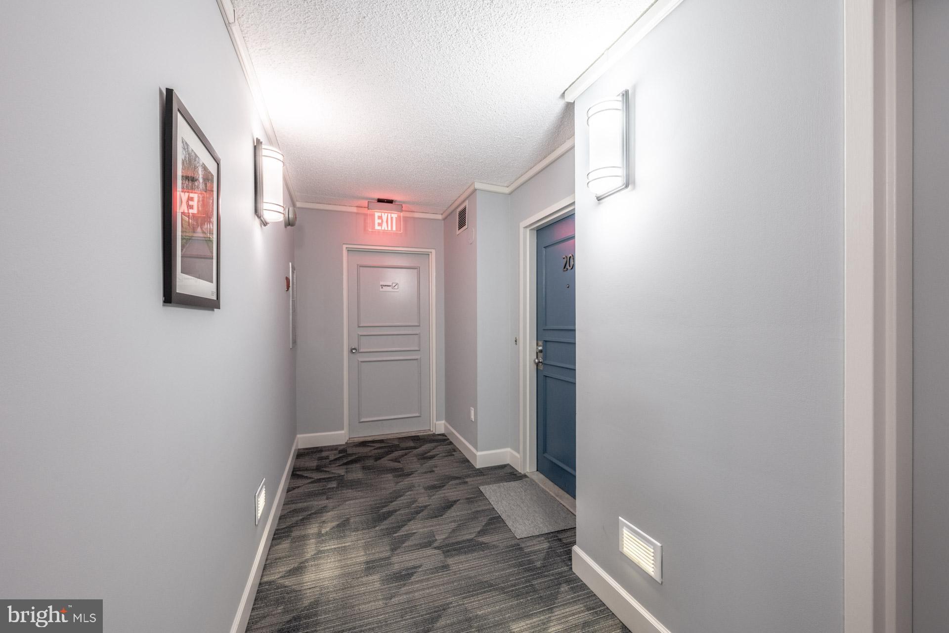 1515 South Arlington Ridge Road, Unit PL20 Arlington, VA 22202 - Photo 5 of 27