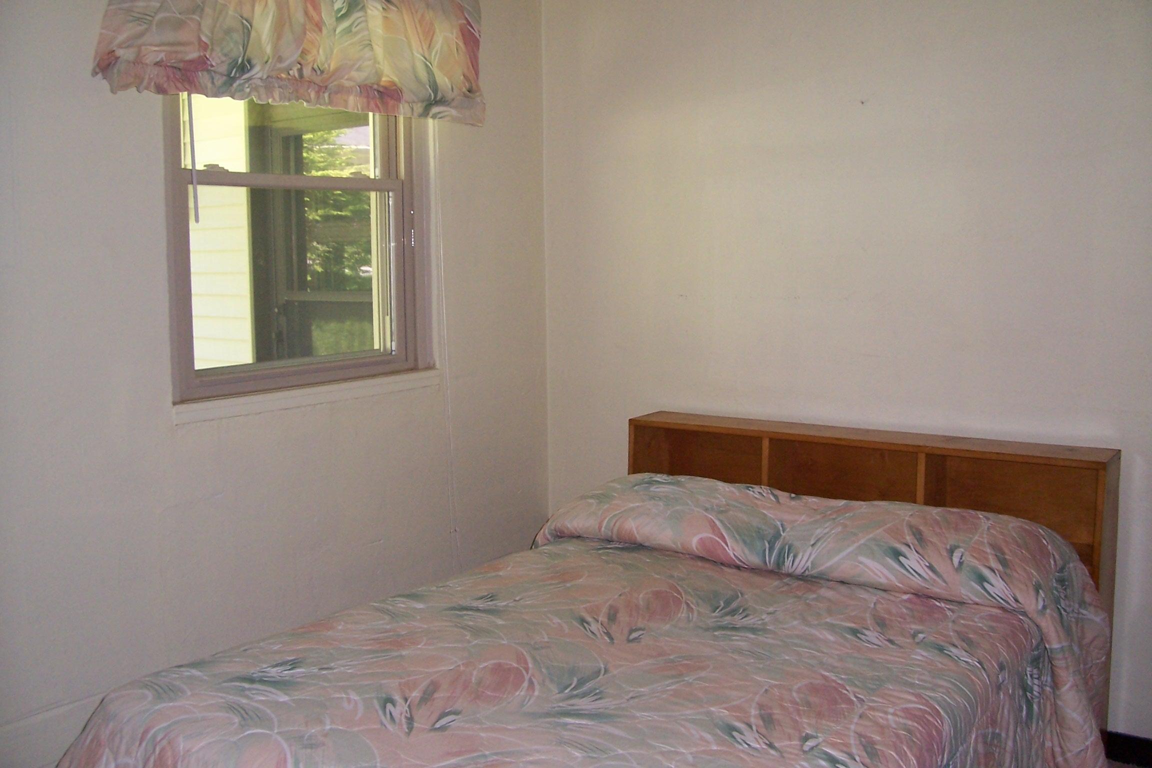 113 Pratt Lane Oak Ridge, TN 37830 - Photo 17 of 21 Bedroom #2