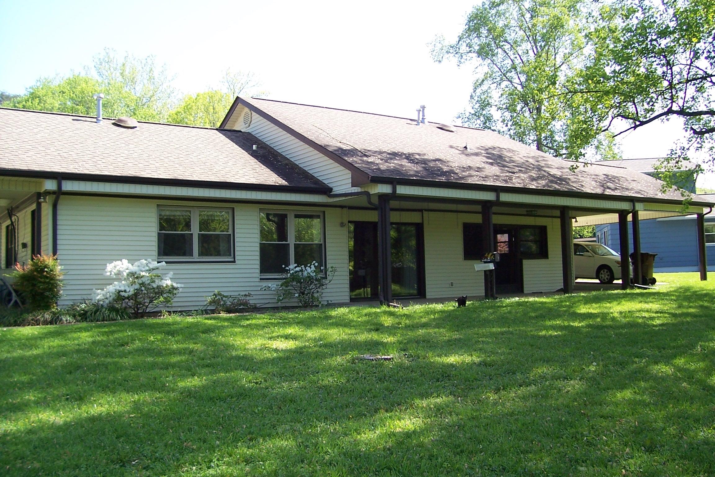 113 Pratt Lane Oak Ridge, TN 37830 - Photo 5 of 21 055