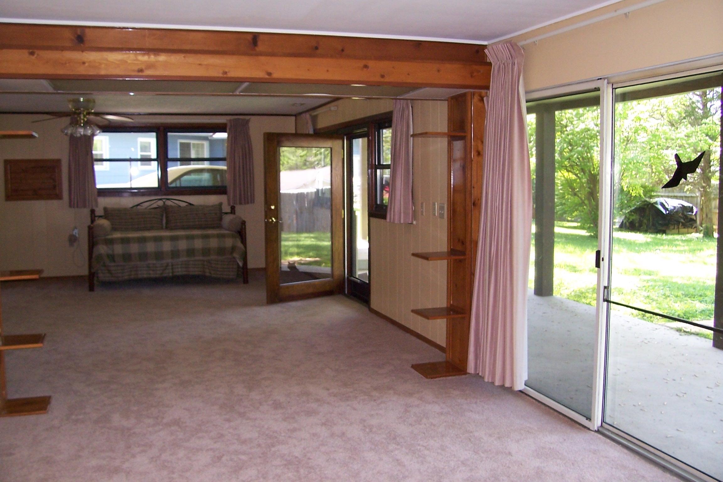 113 Pratt Lane Oak Ridge, TN 37830 - Photo 9 of 21 Livingroom