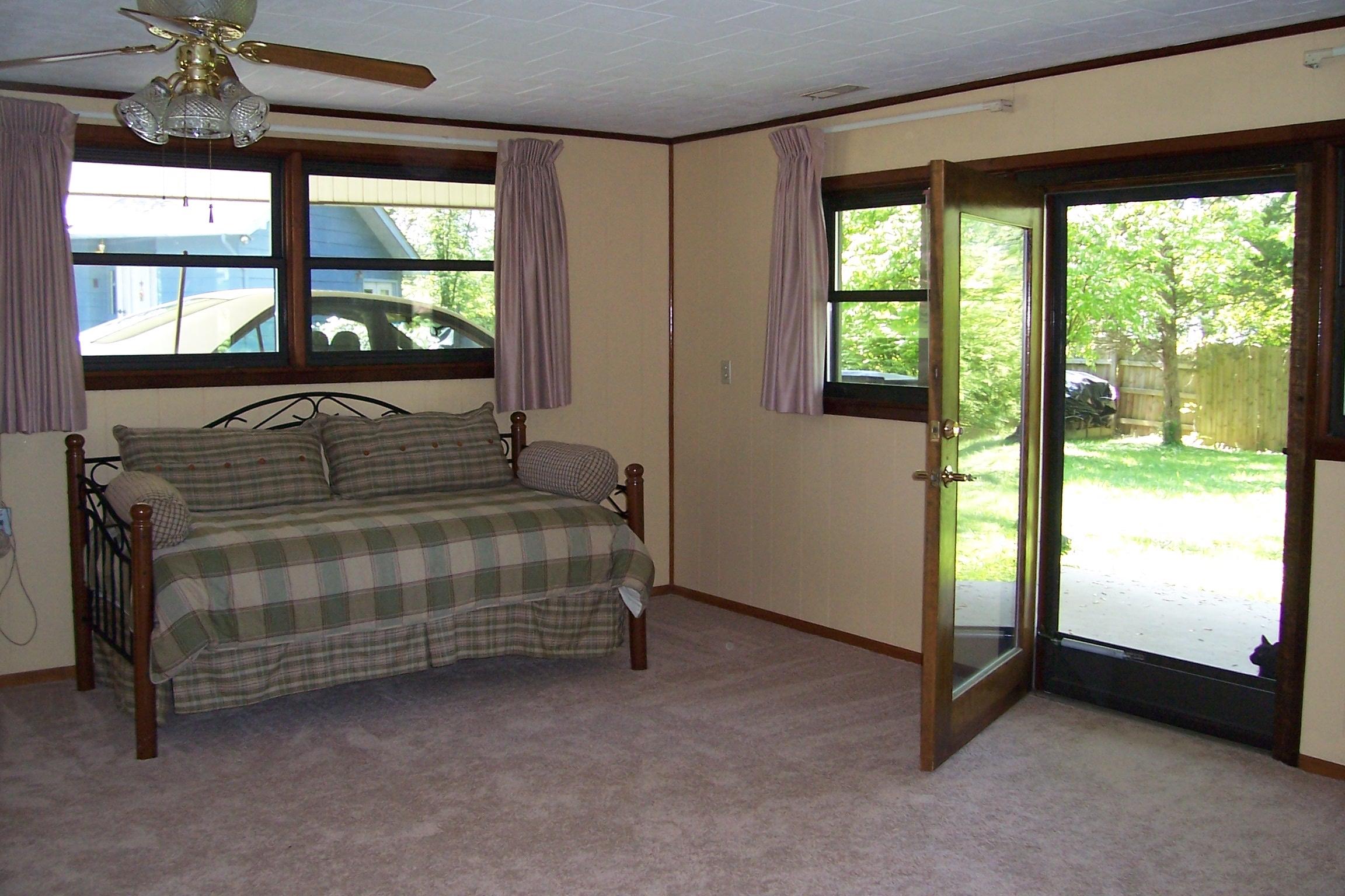 113 Pratt Lane Oak Ridge, TN 37830 - Photo 10 of 21 Livingroom