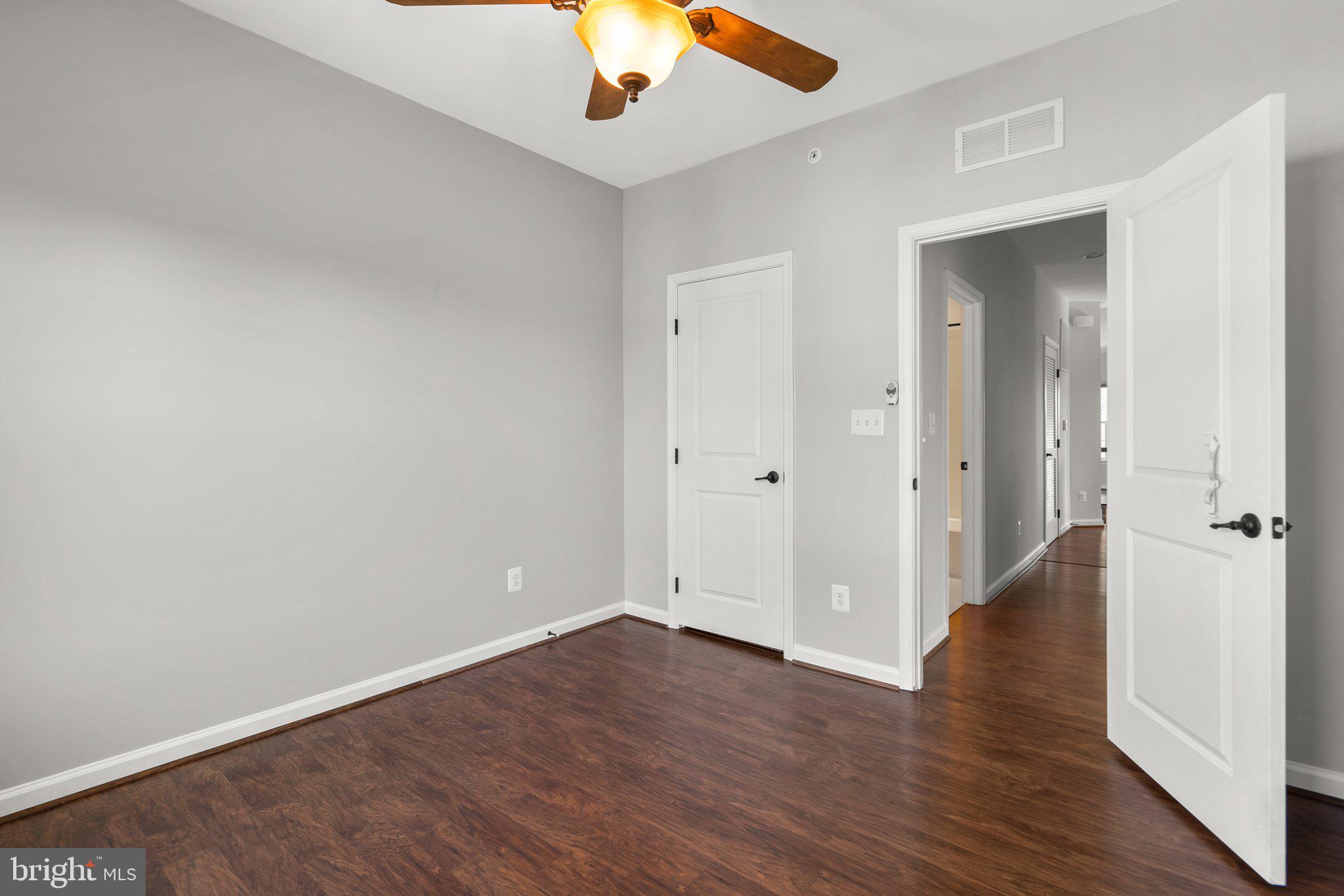 24684 Footed Ridge Terrace Sterling, VA 20166 - Photo 17 of 25 Second bedroom