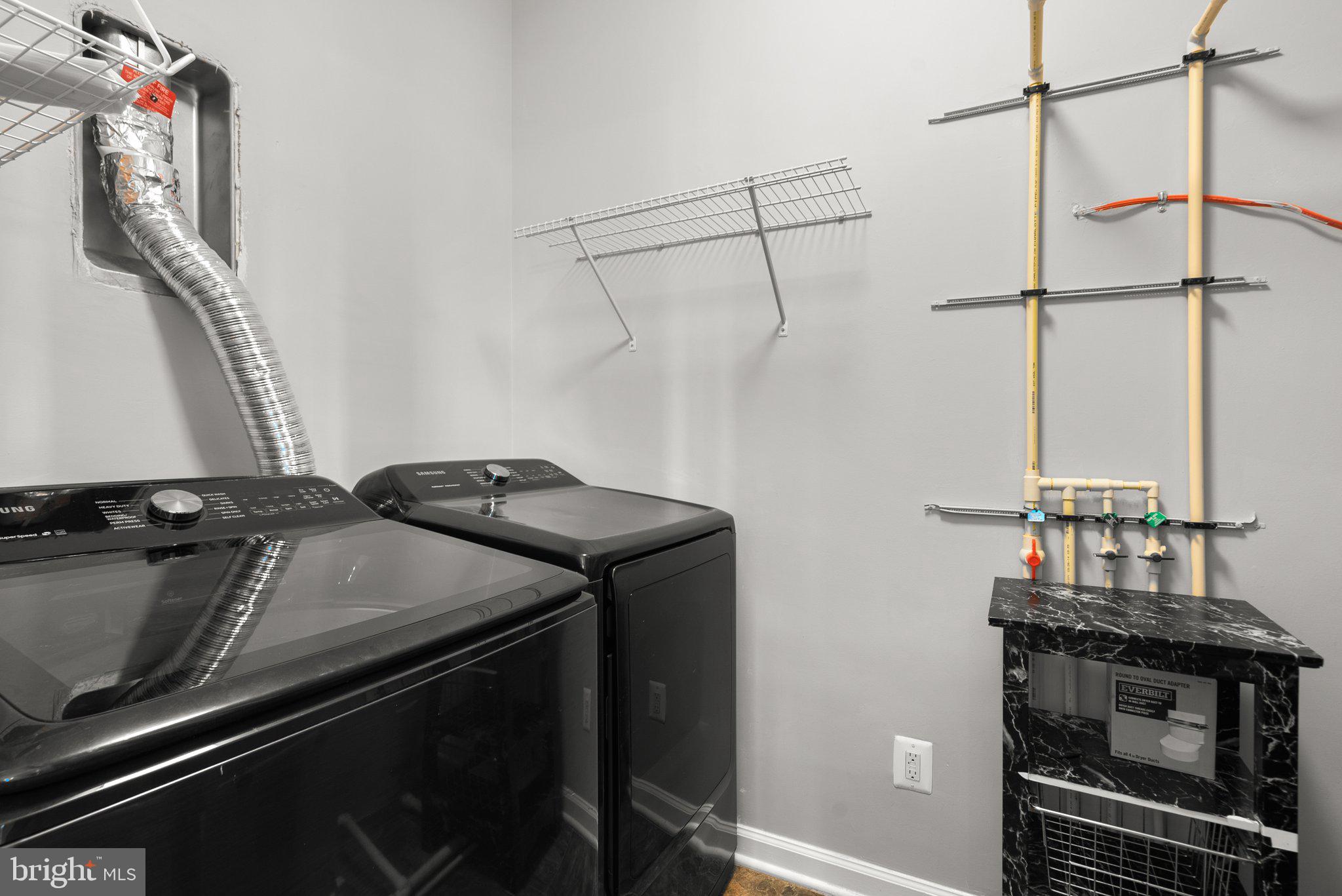24684 Footed Ridge Terrace Sterling, VA 20166 - Photo 19 of 25 Laundry room