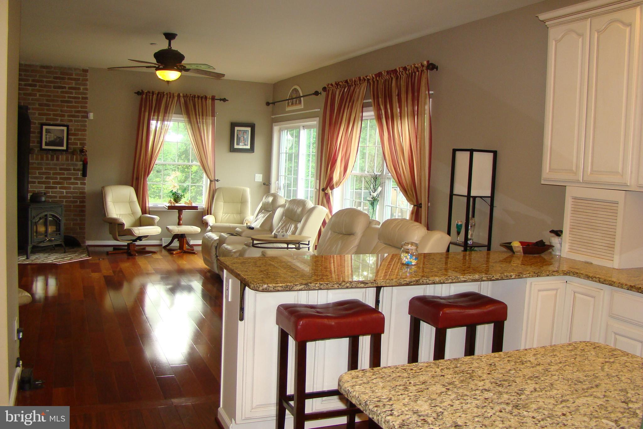 28 Barry Road Chalfont, PA 18914 - Photo 12 of 65 Gallery Image 12