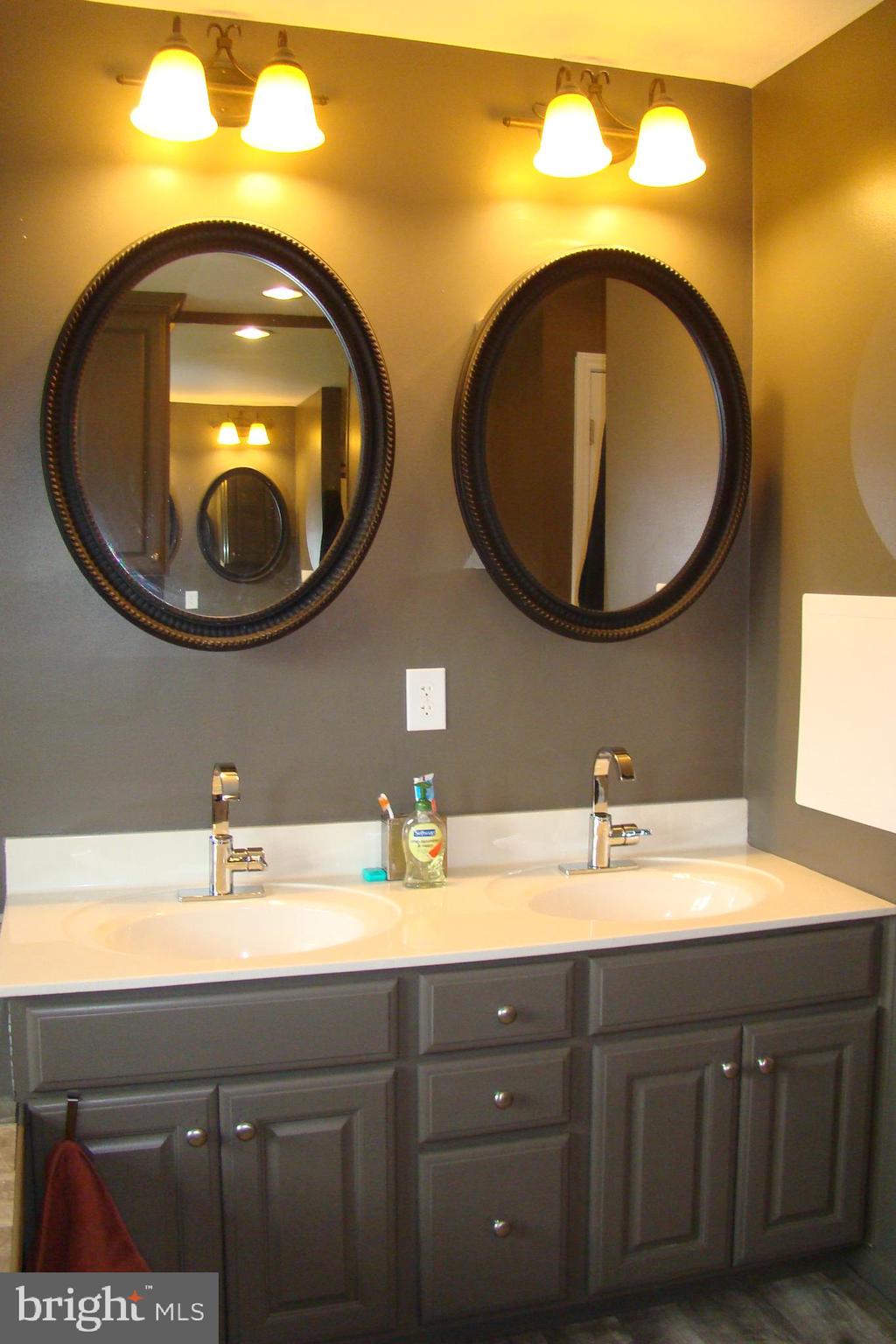 28 Barry Road Chalfont, PA 18914 - Photo 30 of 65 Gallery Image 30