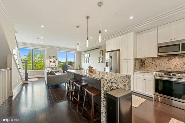 $4,200 | 4527 Georgia Avenue Northwest, Unit 2, Washington, DC 20011