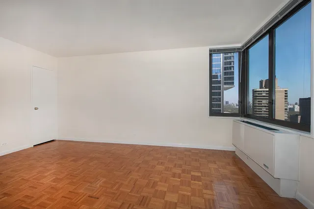 $4,125 | 211 West 56th Street, Unit A04 | Theater District