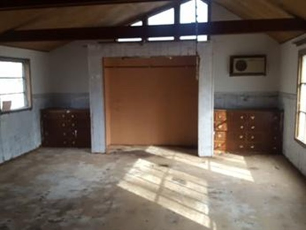 601 Old Greenwich Plain Road Hardwick, MA 01082 - Photo 5 of 6 Gallery Image 5