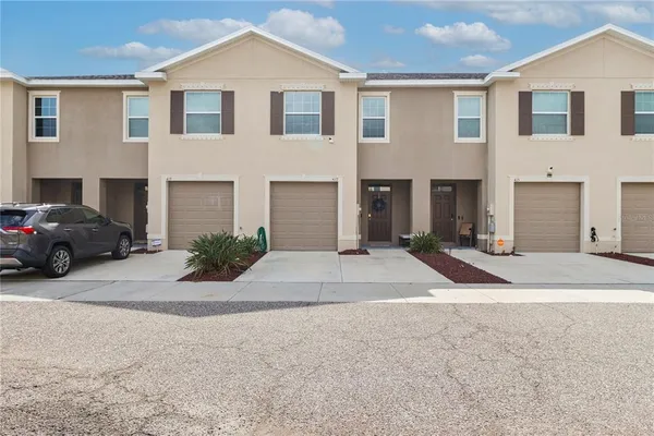 $239,900 | 417 Newmont Circle, Ruskin, FL 33570