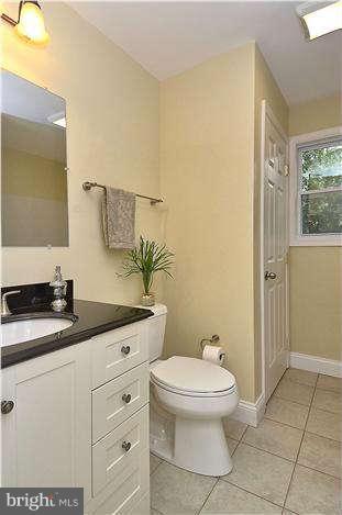 1420 Ellis Road Annapolis, MD 21403 - Photo 16 of 30 Bath 2