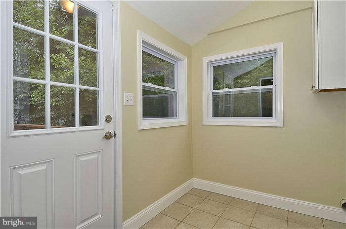 1420 Ellis Road Annapolis, MD 21403 - Photo 19 of 30 Laundry Room