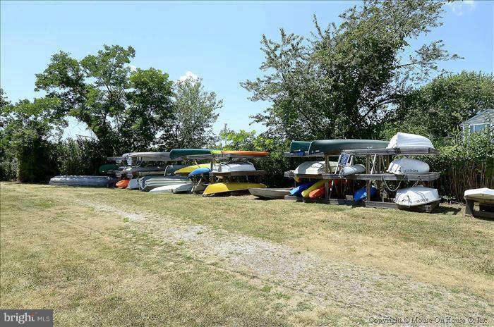1420 Ellis Road Annapolis, MD 21403 - Photo 27 of 30 Community canoe & kayak storage