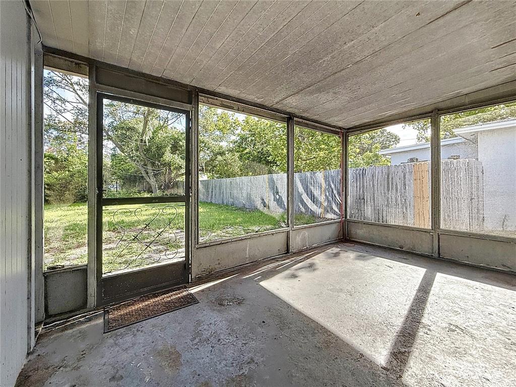 2319 18th Avenue Southwest Largo, FL 33774 - Photo 29 of 39