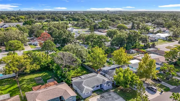 $395,000 | 2319 18th Avenue Southwest, Largo, FL 33774