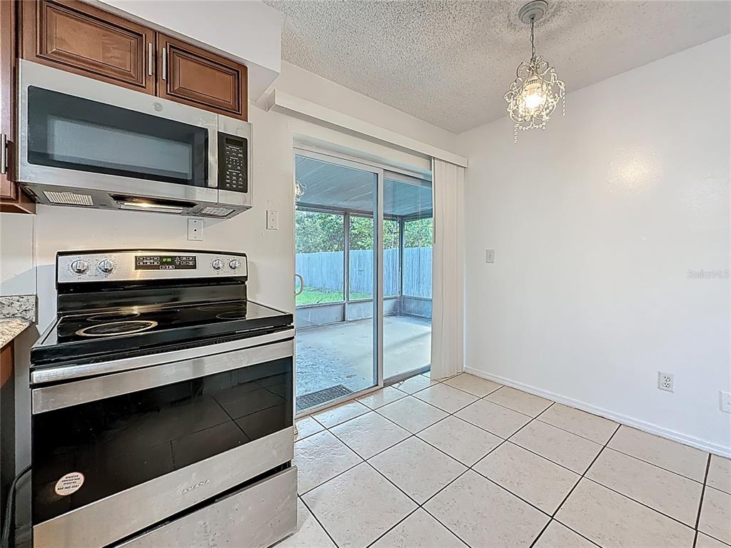 2319 18th Avenue Southwest Largo, FL 33774 - Photo 7 of 39