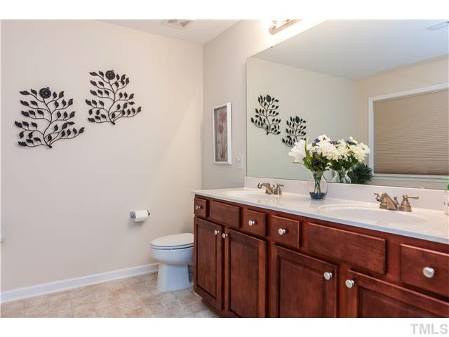 3024 Kilarney Ridge Loop Cary, NC 27511 - Photo 18 of 25 Gallery Image 18